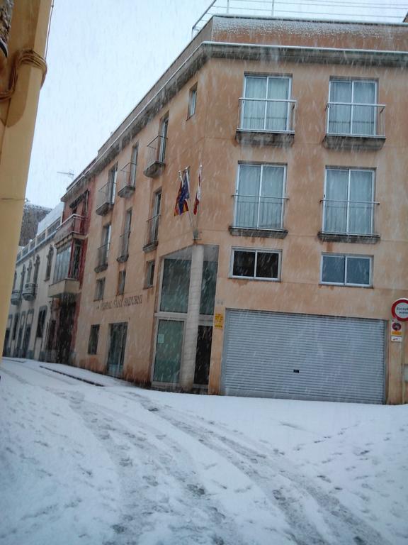 Hostal Sant Sadurni Sant Sadurní dʼAnoia Exterior foto